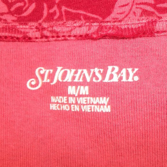 St. John's Bay Womens Top Blouse Size M Scoop Neckline Pleated Roses Red Pink - Picture 4 of 6